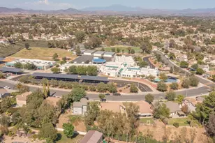 42281 Camino Romo, Temecula, CA 92592 - Photo 19