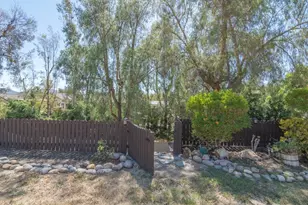 42281 Camino Romo, Temecula, CA 92592 - Photo 15