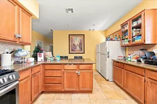 15290 Alexandria, Adelanto, CA 92301 - Photo 11