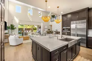 88 Iluna, Irvine, CA 92618 - Photo 5