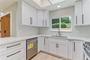2357 Via Mariposa, Laguna Woods, CA 92637 - Photo 15