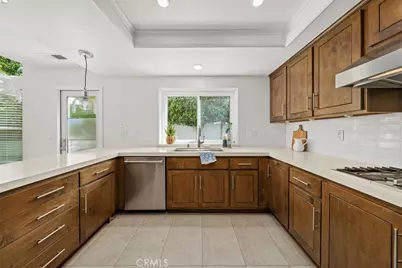 27 Almeria, Irvine, CA 92614 - Photo 13