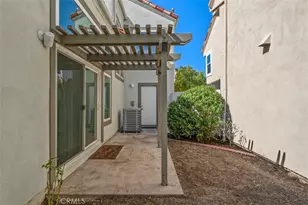 27 Almeria, Irvine, CA 92614 - Photo 29