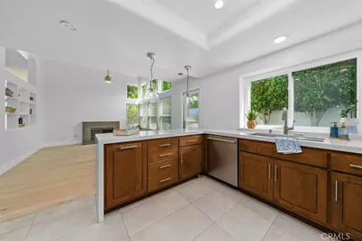 27 Almeria, Irvine, CA 92614 - Photo 15