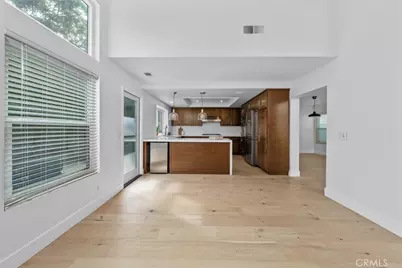 27 Almeria, Irvine, CA 92614 - Photo 11