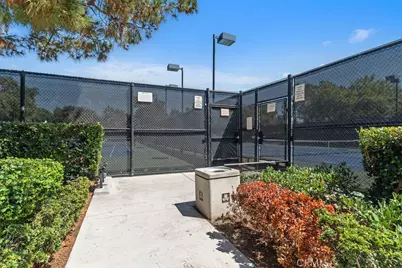 27 Almeria, Irvine, CA 92614 - Photo 41