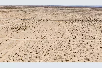 5200 Godwin Road, 29 Palms MCB, CA 92277 - Photo 17