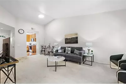 75 Via Contento, Rancho Santa Margarita, CA 92688 - Photo 5