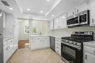 1091 Stone Brook Ln, Costa Mesa, CA 92627 - Photo 5
