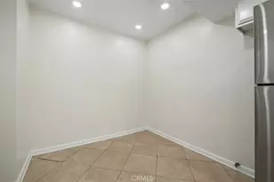 1091 Stone Brook Ln, Costa Mesa, CA 92627 - Photo 7