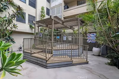 750 N Kings Road #111, West Hollywood, CA 90069 - Photo 11