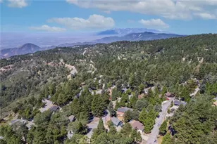 31472 Panorama Dr, Running Springs, CA 92382 - Photo 45