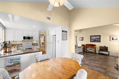 28418 Buena Vista, Mission Viejo, CA 92692 - Photo 5