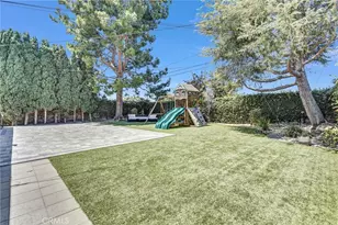 12321 Epsilon St, Garden Grove, CA 92840 - Photo 25