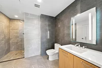 400 S Broadway #2311, Los Angeles, CA 90013 - Photo 9