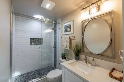 8239 Sugarman Drive, La Jolla, CA 92037 - Photo 25
