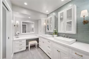 8239 Sugarman Dr, La Jolla, CA 92037 - Photo 15