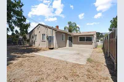 839 W 30th, San Bernardino, CA 92405 - Photo 11