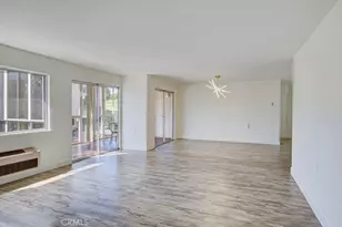 2391 Via Maripoas, Laguna Woods, CA 92637 - Photo 11