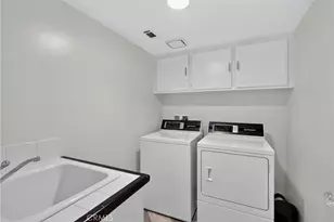 28737 Live Oak Rd, Highland, CA 92346 - Photo 39