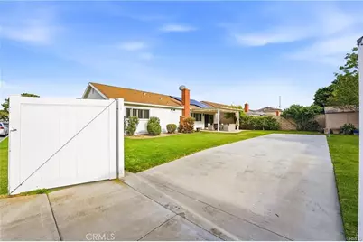 17915 Santa Olivia, Fountain Valley, CA 92708 - Photo 27
