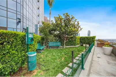 1100 Wilshire Boulevard #2607, Los Angeles, CA 90017 - Photo 21