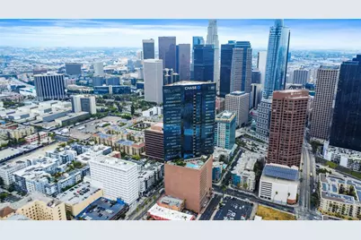 1100 Wilshire Boulevard #2607, Los Angeles, CA 90017 - Photo 25