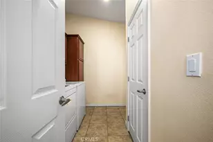 16422 Poipu Ln, Huntington Beach, CA 92649 - Photo 19