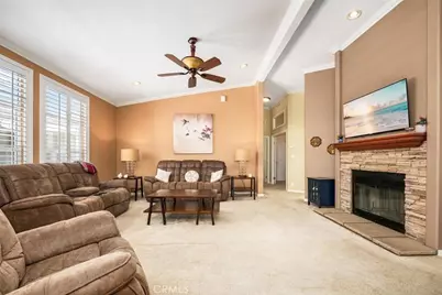 16422 Poipu Ln, Huntington Beach, CA 92649 - Photo 9