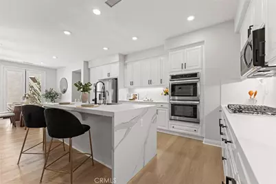 113 Sanctuary, Irvine, CA 92620 - Photo 3