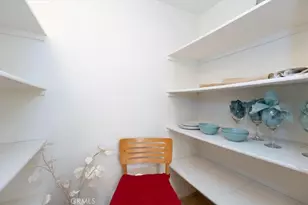 420 S Madison Ave, Pasadena, CA 91101 - Photo 15