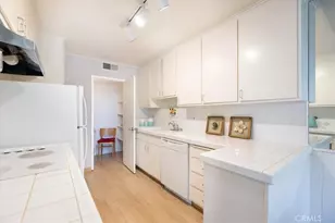 420 S Madison Ave, Pasadena, CA 91101 - Photo 11