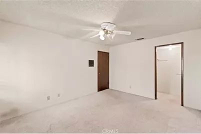 6388 E Appaloosa, Clovis, CA 93619 - Photo 21