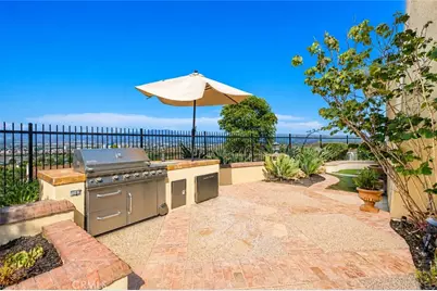 525 Luminous, Irvine, CA 92603 - Photo 35