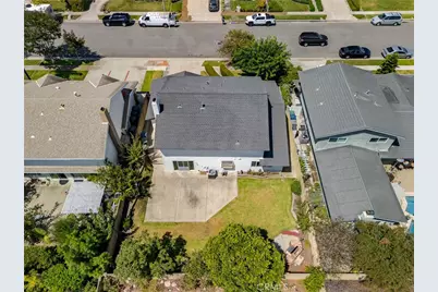 17122 Pleasant Circle, Huntington Beach, CA 92649 - Photo 27