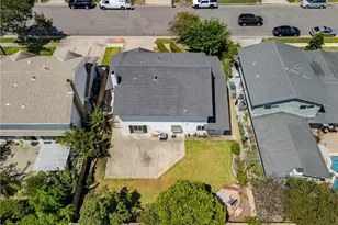 17122 Pleasant Cir, Huntington Beach, CA 92649 - Photo 27