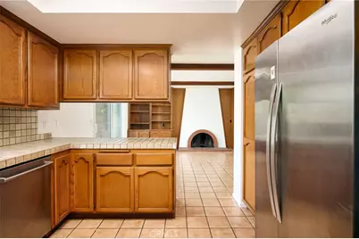 17122 Pleasant Circle, Huntington Beach, CA 92649 - Photo 11