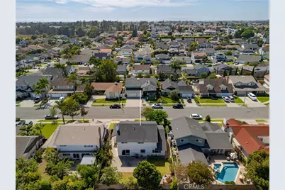 17122 Pleasant Circle, Huntington Beach, CA 92649 - Photo 31