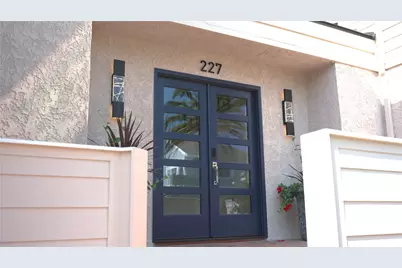 227 18th Street, Huntington Beach, CA 92648 - Photo 3