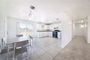 8012 Catalpa, California City, CA 93505 - Photo 15