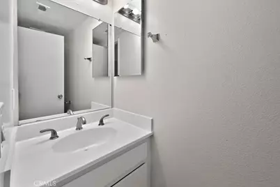 1381 S Walnut #2304, Anaheim, CA 92802 - Photo 11