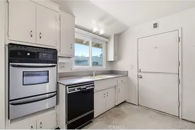 417 Emerald, Seal Beach, CA 90740 - Photo 15