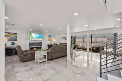 17130 Courtney, Huntington Beach, CA 92649 - Photo 9