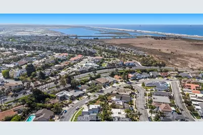 17130 Courtney, Huntington Beach, CA 92649 - Photo 49