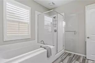 66 Fairymoss, Irvine, CA 92620 - Photo 17