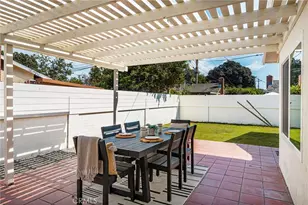 1922 W Flora St, Santa Ana, CA 92704 - Photo 25
