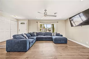 560 W Los Angeles Dr, Vista, CA 92083 - Photo 3