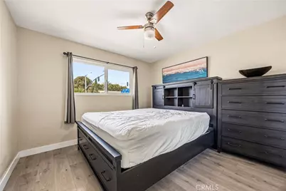 560 W Los Angeles Drive, Vista, CA 92083 - Photo 27