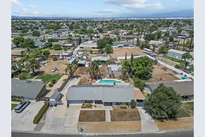 11255 Little Dipper, Jurupa Valley, CA 91752 - Photo 37