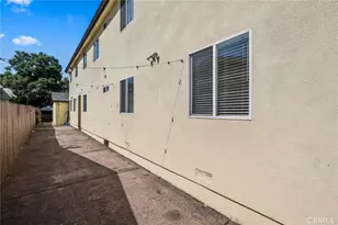330 E 101st St, Los Angeles, CA 90003 - Photo 13